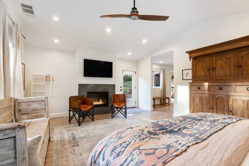 21d5bb42-7d4a-438d-9db6-5f86ae748450