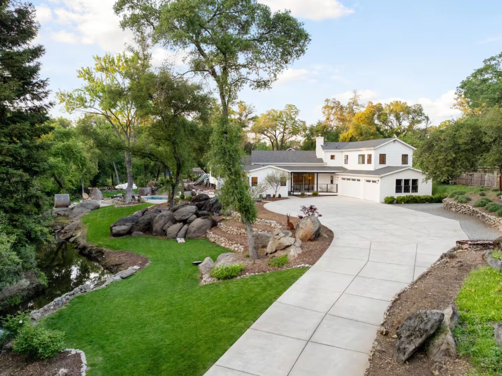 Outdoor scenery of california opioid treatment programs.