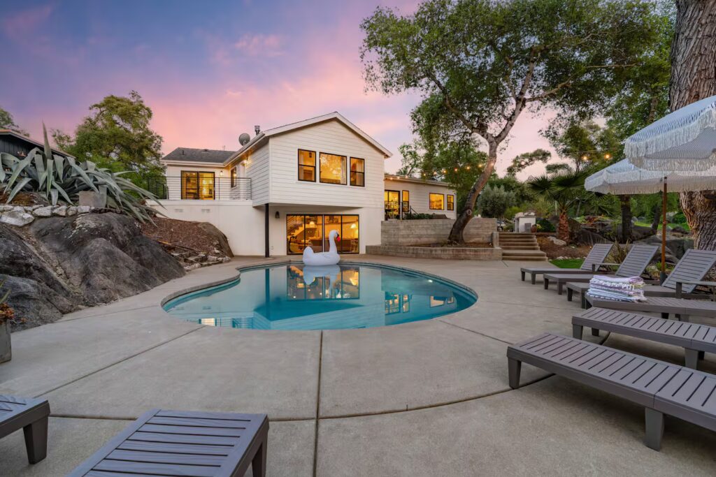 Outside view of heroin treatment center california.