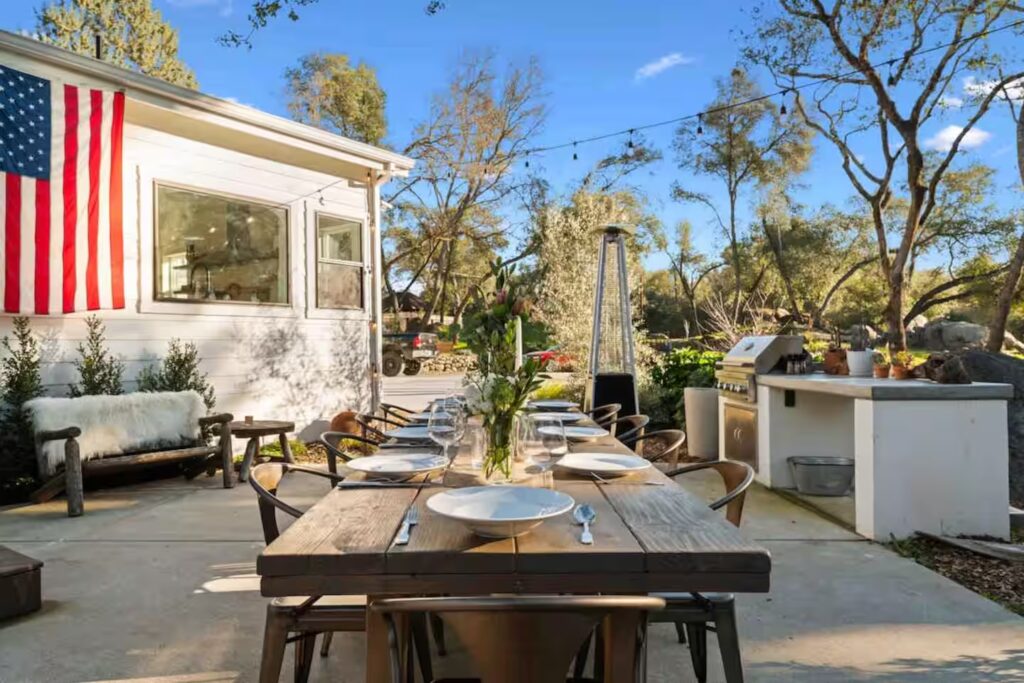 dbb25c4b-155f-498f-81e0-90da030ed4bd