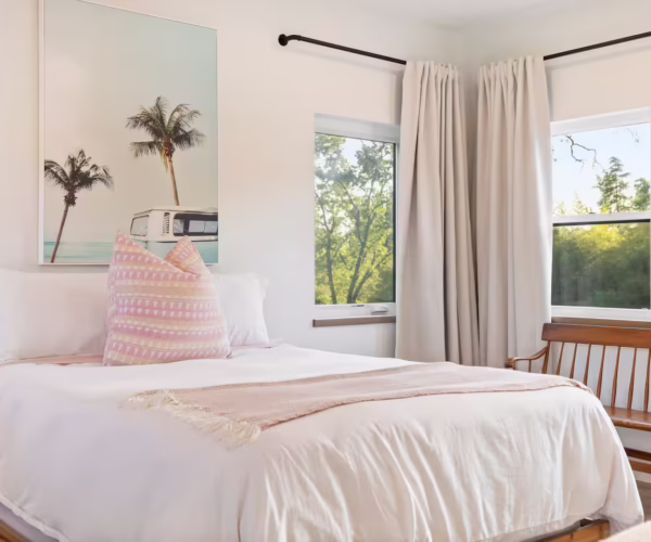 27ea9fb2-3807-4e65-846a-043eeee6c779